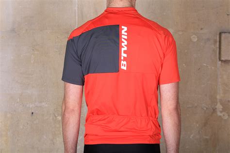 Review: BTwin 500 Short Sleeve Cycling Jersey.